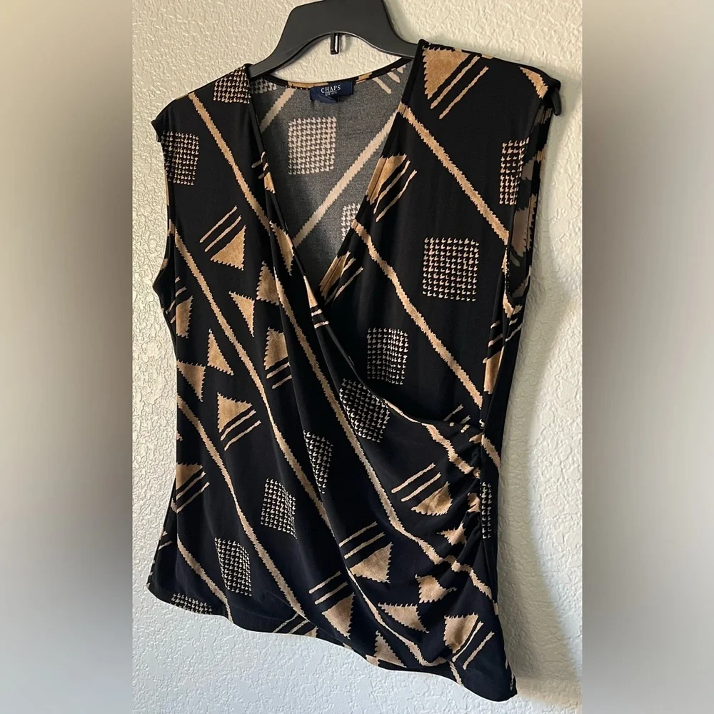 Chaps, XL, womens black and tan V-neck top - Picture 2 of 4